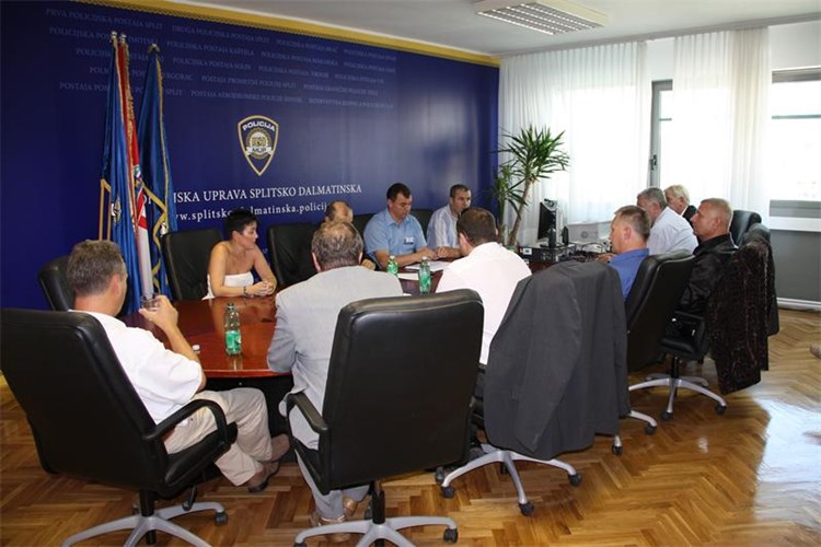Slika PU_SD/česi 1.JPG